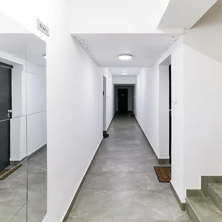 Maria - Modern Apartment With Parking And Workspace Bukarest Exterior foto
