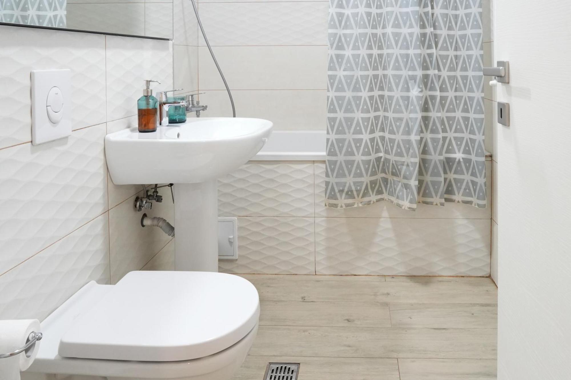Apartment Maria - Modern With Parking And Workspace
