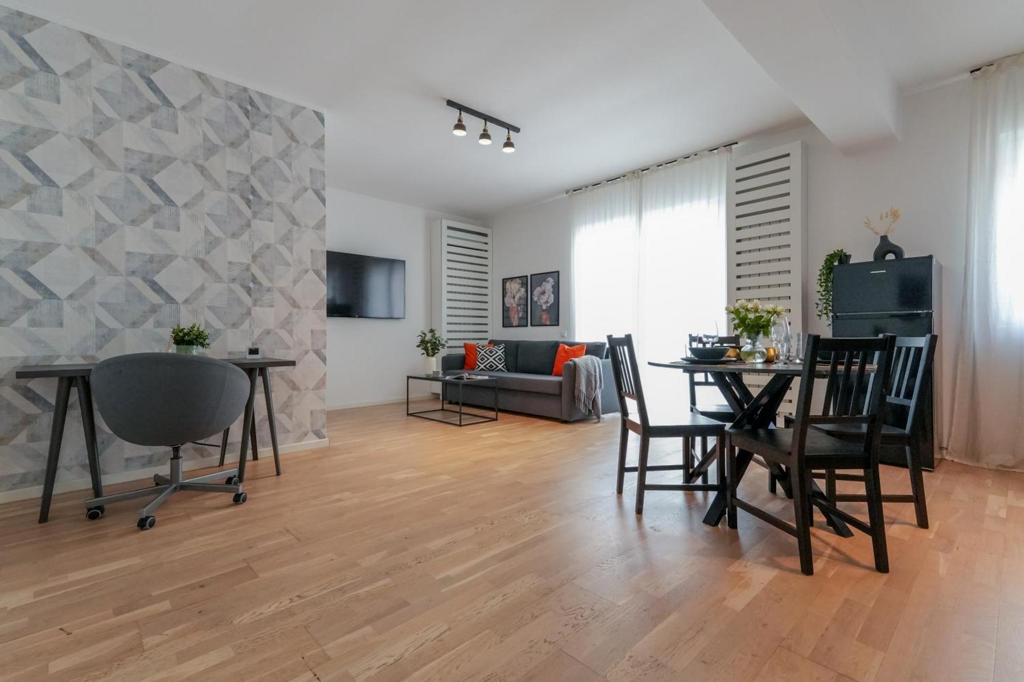 Apartment Maria - Modern With Parking And Workspace Bukarest